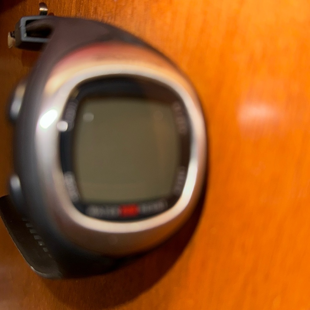 Men’s sport line water resistant watch excellent condition needs battery